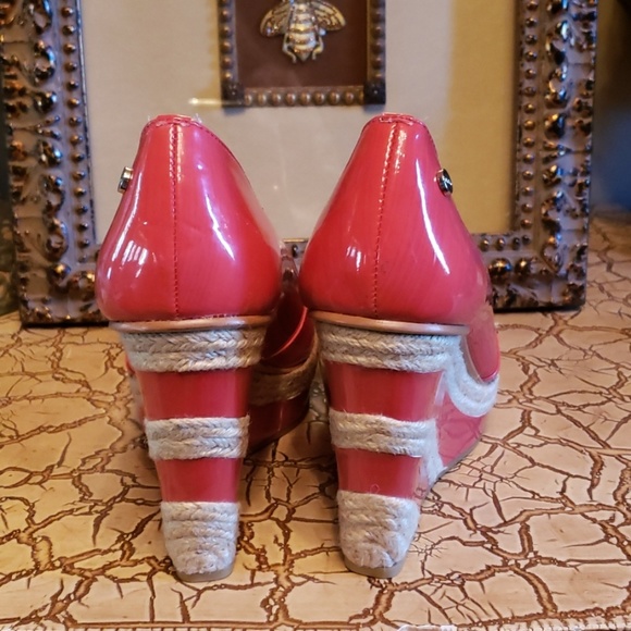 Calvin Klein-  8.5 - Picture 3 of 4